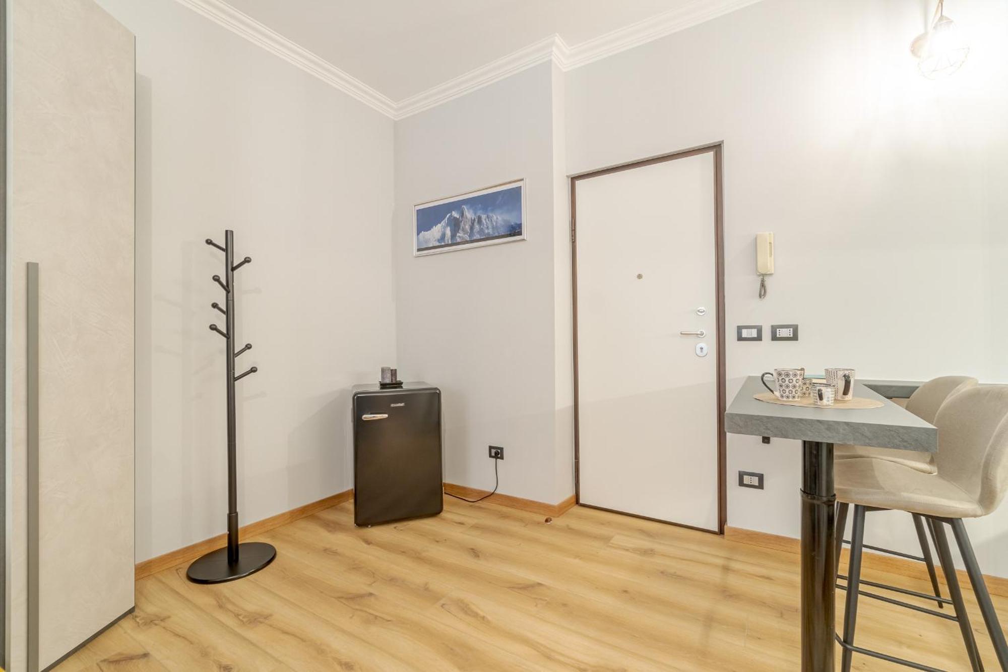 Mm Pozzo Strada Mini Subway Studio Turin Exterior foto